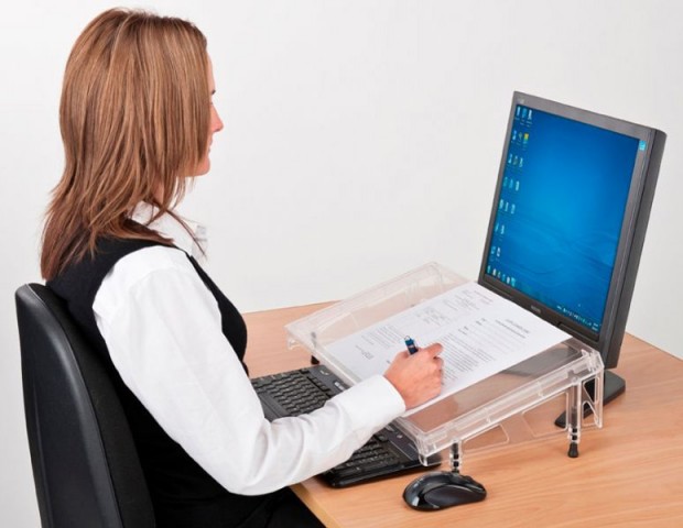 the_good_use_company_limited_microdesk_document_holder_writing_surface_p6_775x600